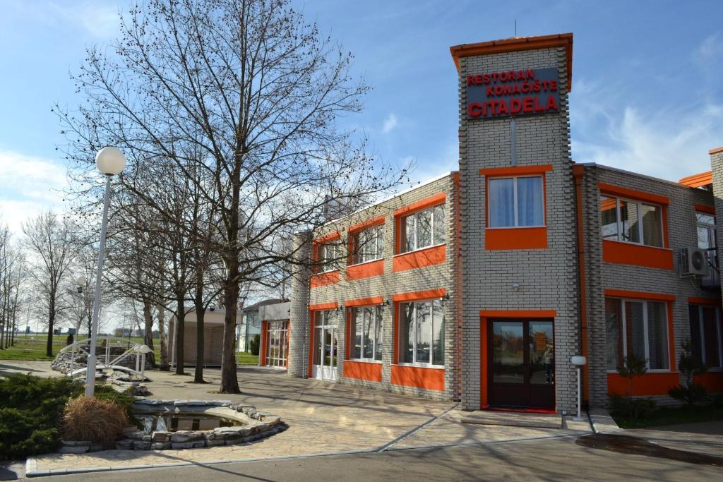 Motel Citadela 023 Zrenjanin Ngoại thất bức ảnh